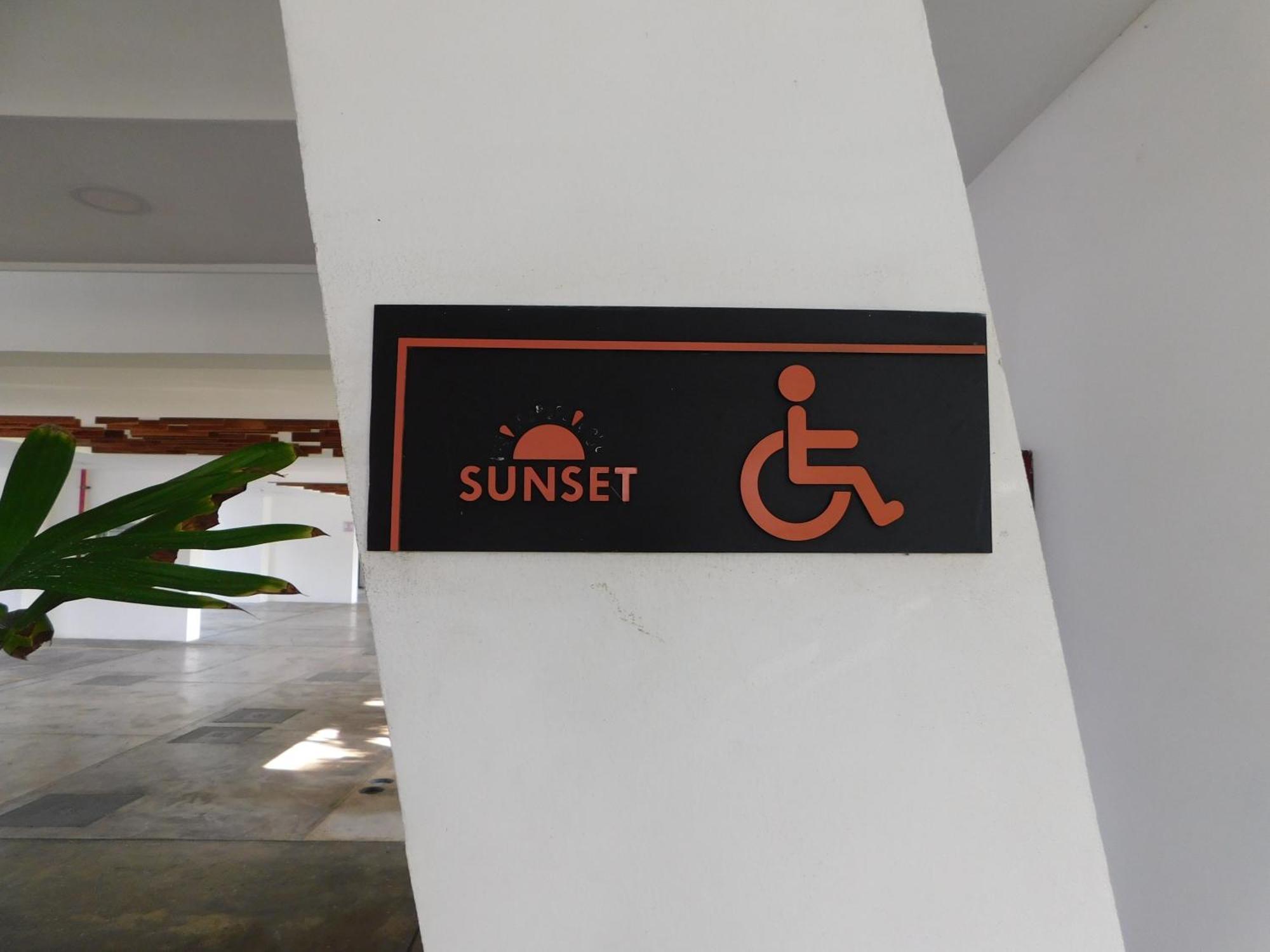 Sunset 205, Sleeps Six, Next Door To The Pool, 100M To The Beach! Jacó Extérieur photo